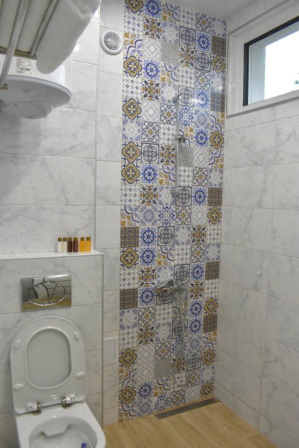The House - Central Boutique Apartments Кюстендил Екстер'єр фото